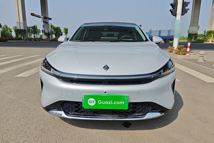 Used Baojun Enjoy 2025 Plug-in Hybrid 140km Luxury Edition Front