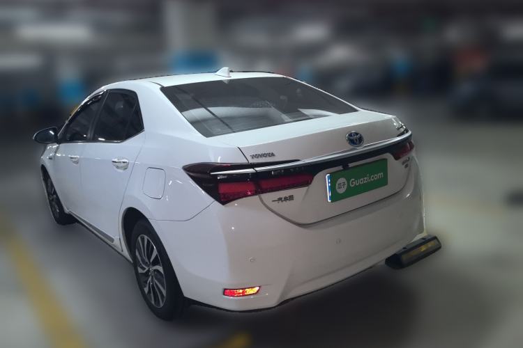 Used Toyota Corolla 2016 Dual-Engine 1.8L E-CVT Elite Edition