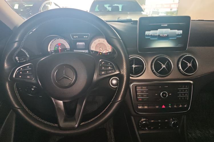 Used Mercedes-Benz GLA 2016 GLA 220 4MATIC Fashion Edition