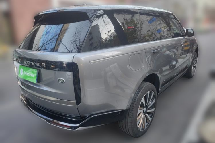 Used Land Rover Range Rover 2023 3.0 L6 400 PS Prestige Seven-Seater Extended Version