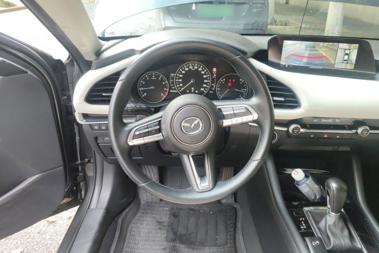 Used Mazda 3 Axela 2020 2.0L X Compression Ignition Prestige Version