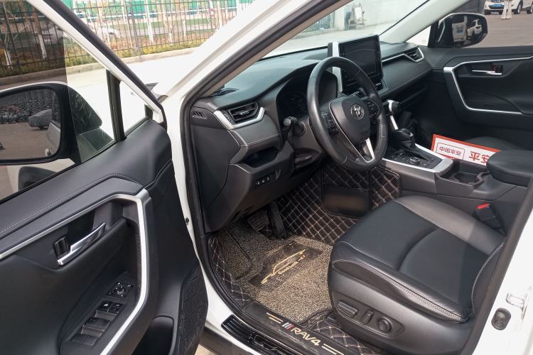 Used Toyota RAV4 2020 Dual-Engine 2.5L E-CVT 4x4 Elite PLUS Edition