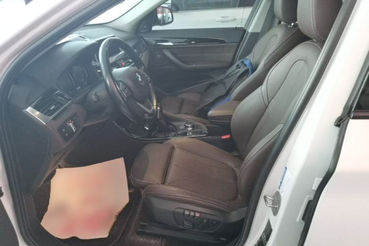 Used BMW X1 2018 xDrive20Li Luxury Model
