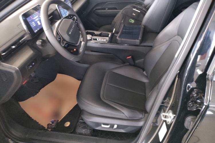 Used Wuling Xingguang 2024 Co-creation Edition 150 Standard Model Left Front Seat