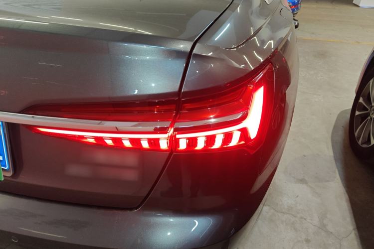 Used Audi A6L 2021 45 TFSI Prestige Dynamic Edition Right Rear Taillight