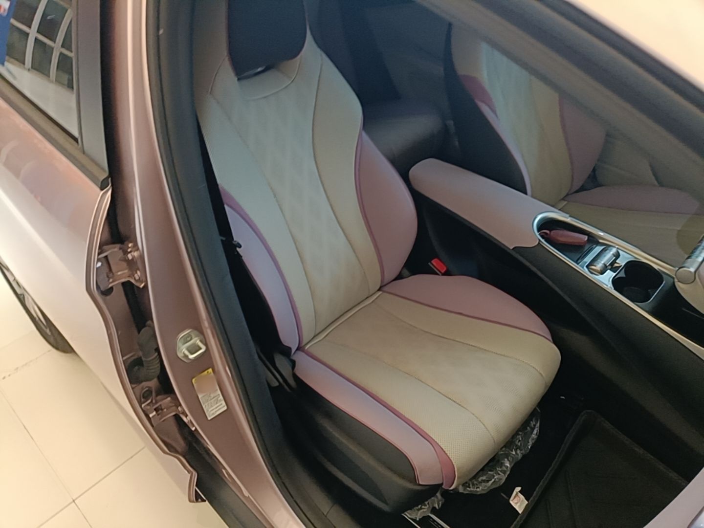BYD Dolphin 2025 420km Free Edition — снимка 19