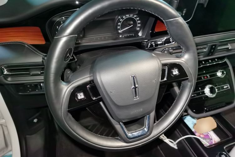 Used Lincoln Corsair 2021 2.0T Two-Wheel-Drive Luxury Edition
