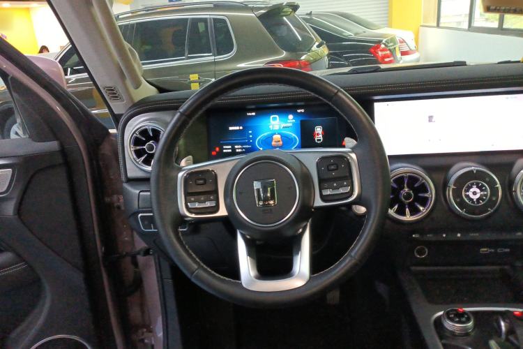 Used Tank 300 2023 City Edition 2.0T—Stylish as Ever Steering Wheel