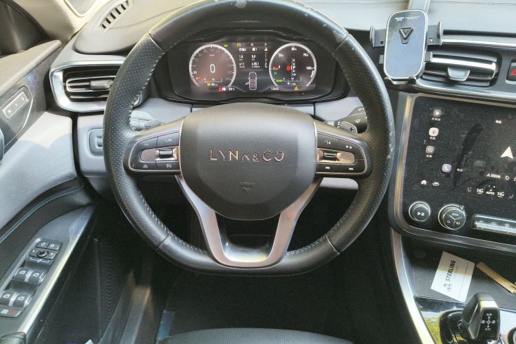 Used Lynk & Co 01 EM-P 2019 1.5T PHEV Pro Steering Wheel