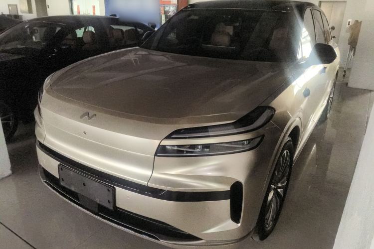 Used ONVO Luxeed L90 2025 Model—Max Six-Seater Version