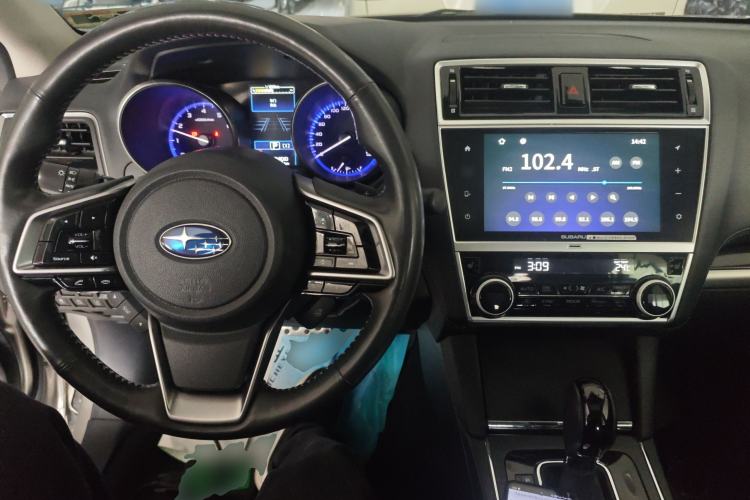 Used Subaru Outback 2018 2.5i Sport Navigation Edition with EyeSight Center Console