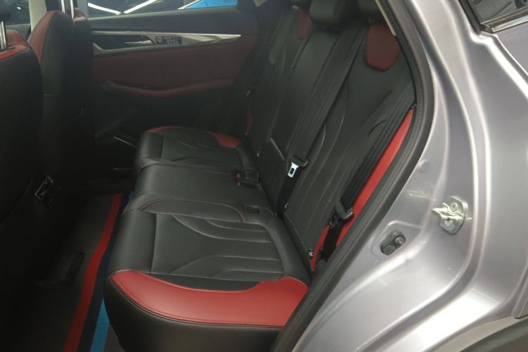 Used Changan CS85 COUPE 2023 1.5T DCT Luxury Version
