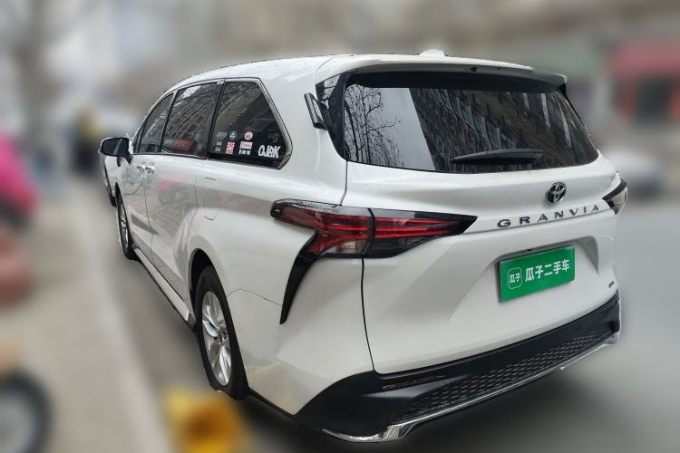 Used Toyota Granvia 2024 2.5L Hybrid Comfort Edition