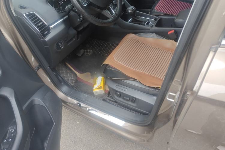 Used Skoda Karoq 2020 TSI280 Luxury Smart Edition China VI Standard Driver Seat