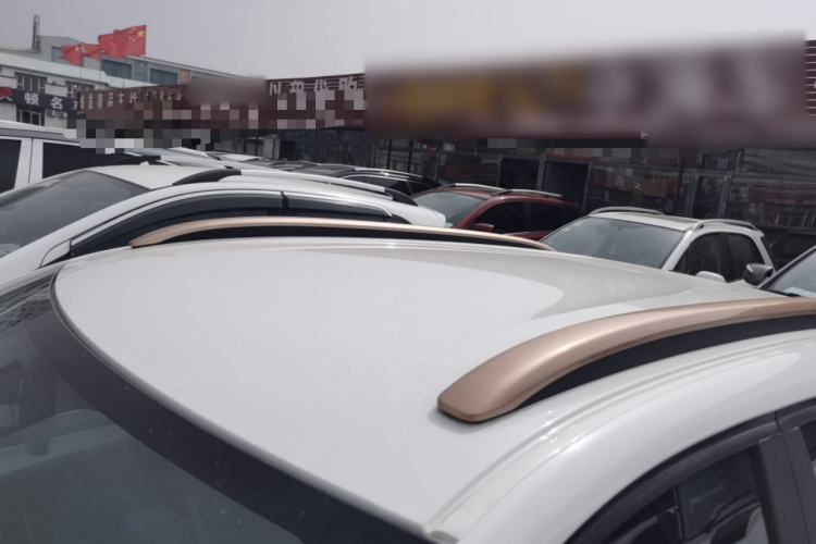 Used Dongfeng NAMMI BOX 2022 Light Wind Edition 201KM Lightning Model Roof