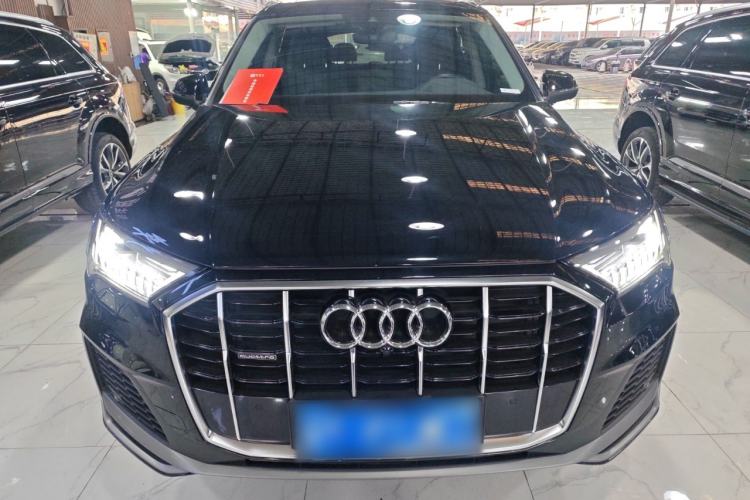 Used Audi Q7 2021 55 TFSI quattro S line Sport model