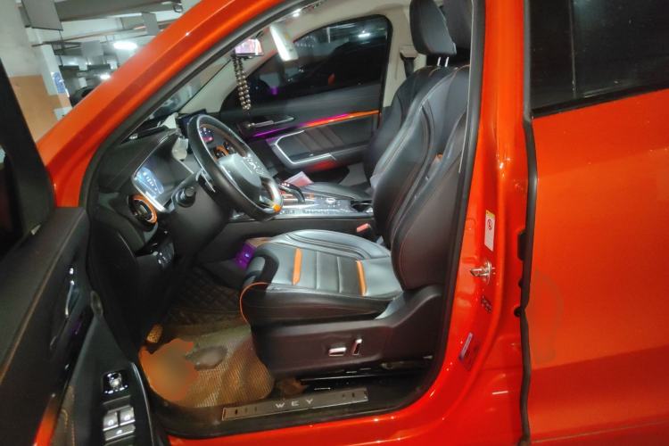 Used Wey VV5 2019 1.5T Two-Wheel-Drive Orange Edition Limited Model Left Front Seat