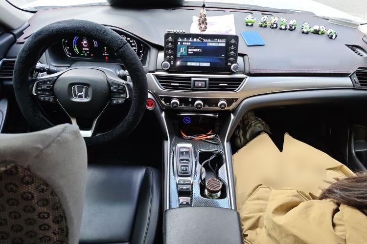 Used Honda Accord 2018 Rui·Hybrid 2.0L Rui Zhi Edition China VI Center Console