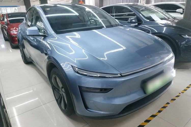 Used Tesla Model Y 2025 Rear-Wheel-Drive Version