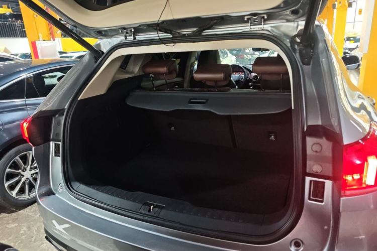 Used Wey VV6 2020 2.0T Two-Wheel Drive Smart Protection+