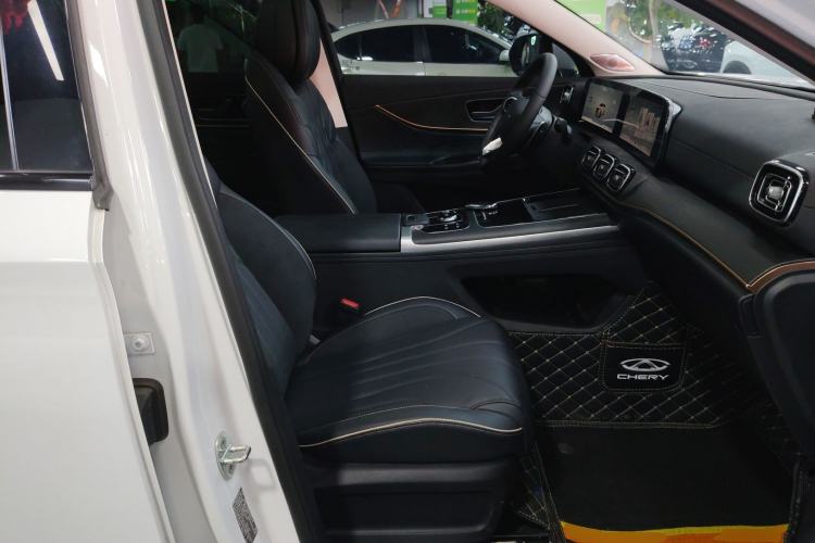 Used Chery Tiggo 9 2023 2.0T Dual-Clutch Two-Wheel Drive Luxury Edition 5 Seats