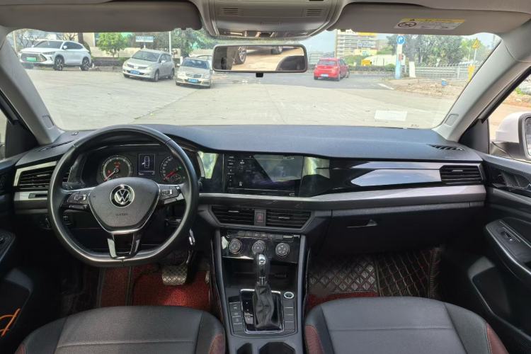Used Volkswagen Bora 2021 1.5L Automatic Comfort Smart Connect Edition Interior 8