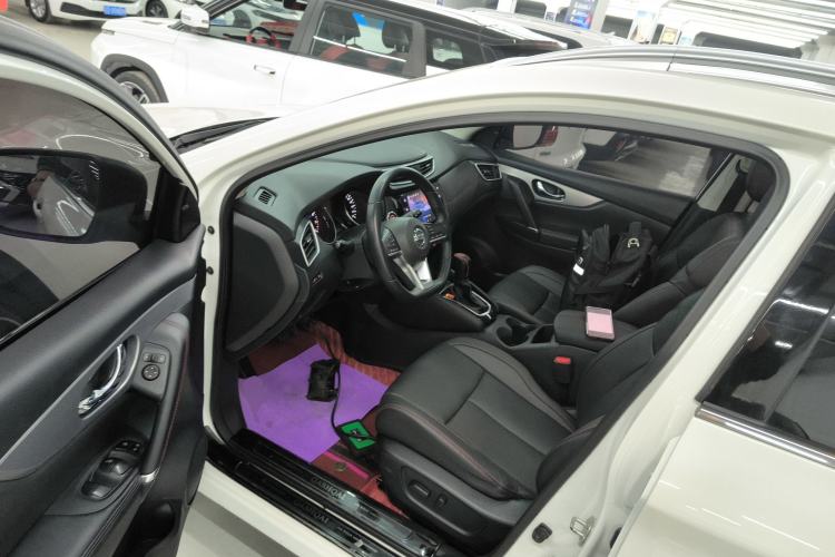 Used Nissan Qashqai 2022 2.0L CVT XV Premier Luxury Edition Driver Seat