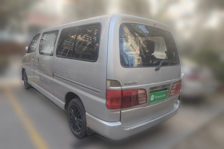 Used Jinbei Grace 2013 2.0L Zhi Ling Luxury 7-Seater All-Games Commemorative Version China IV Standard