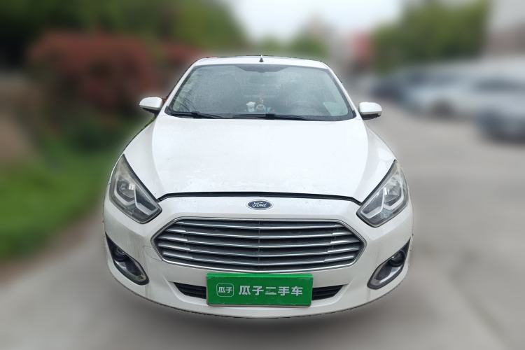 Used Ford Escort 2015 1.5L Automatic Fashion Model Front