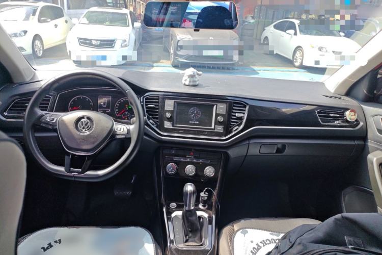 Used Volkswagen T-ROC 2018 280TSI DSG Two-Wheel-Drive Comfort Version China V Standard