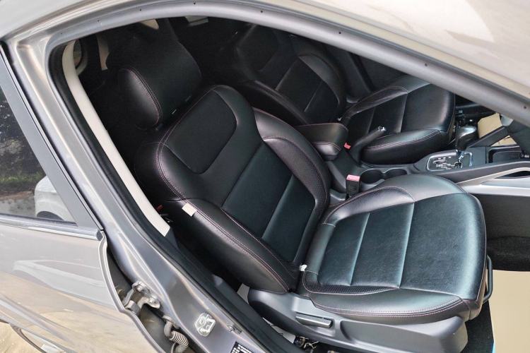 Used Changan CS35 2015 1.6L Automatic Prestige Model China V Standard