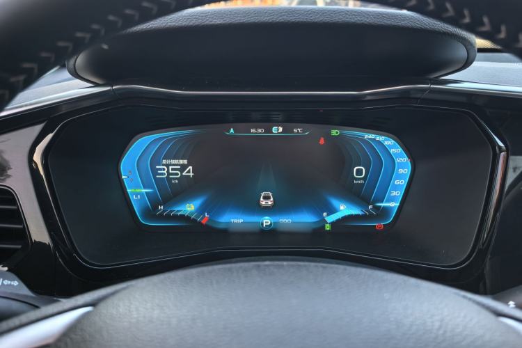 Used Geely Auto Monjaro New Energy 2019 400T YAOXINGZHE Pure Electric Range 80 KM