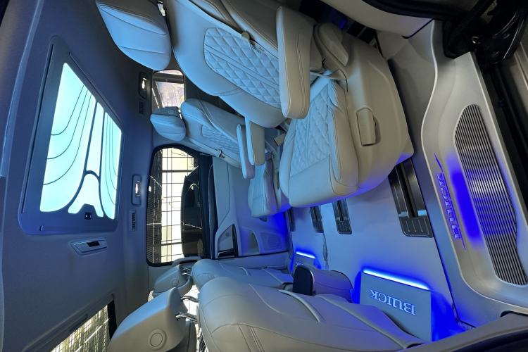 Used Buick GL8 2023 ES Lu Zun Comfort Model
