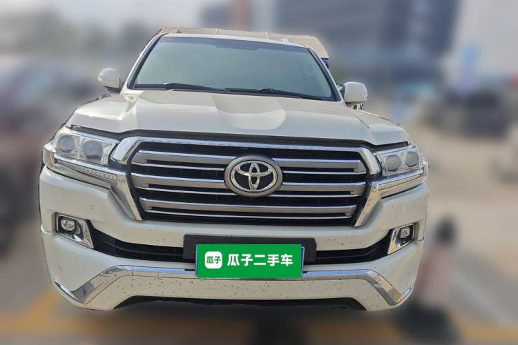 Used Toyota Land Cruiser 2015 4.6L V8 Middle East Limited Edition Front