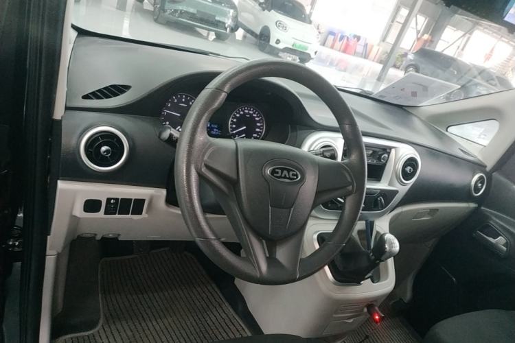 Used JAC Refine M3 2019 Creator Edition 1.8L Luxury Model Interior 2