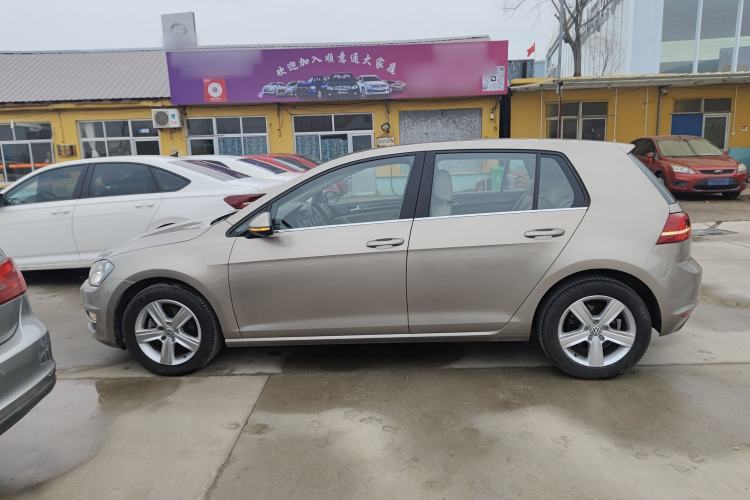 Used Volkswagen Golf 2014 1.4TSI Automatic Luxury Model
