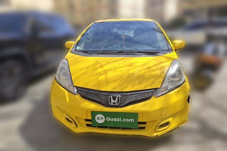 Used Honda Fit 2011 1.3L automatic comfort version Front