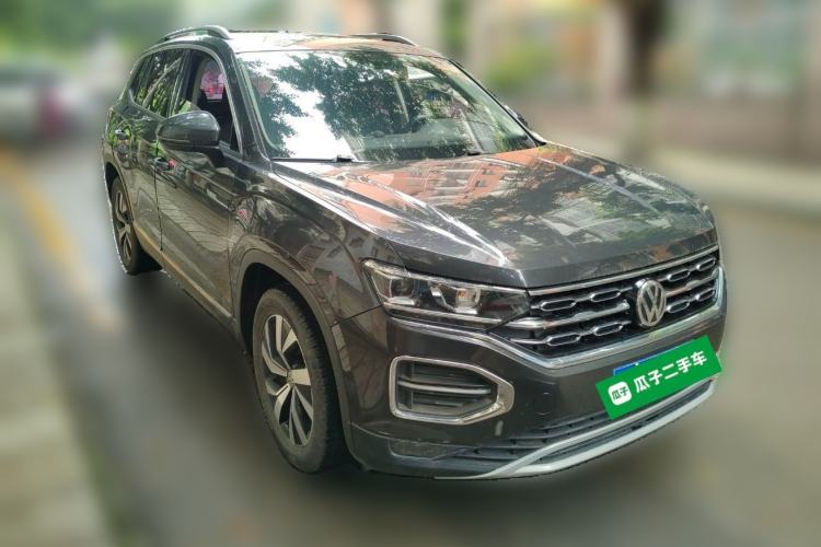 Used Volkswagen Tayron 2020 280TSI Two-Wheel Drive Luxury Connect Edition Front Right 45 Deg