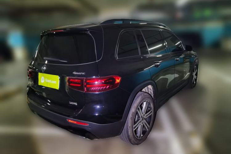 Used Mercedes-Benz GLB 2025 GLB 220 4MATIC Rear Right 45 Deg