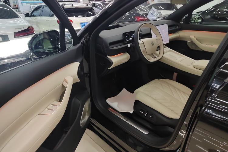 Used Nio ES6 2025 75 kWh
