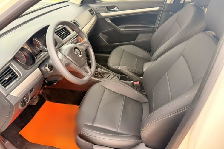 Used Volkswagen Lavida 2017 1.6L Automatic Fashion Edition Left Front Seat