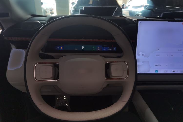 Used Lynk & Co 900 2025 2.0T Ultra
