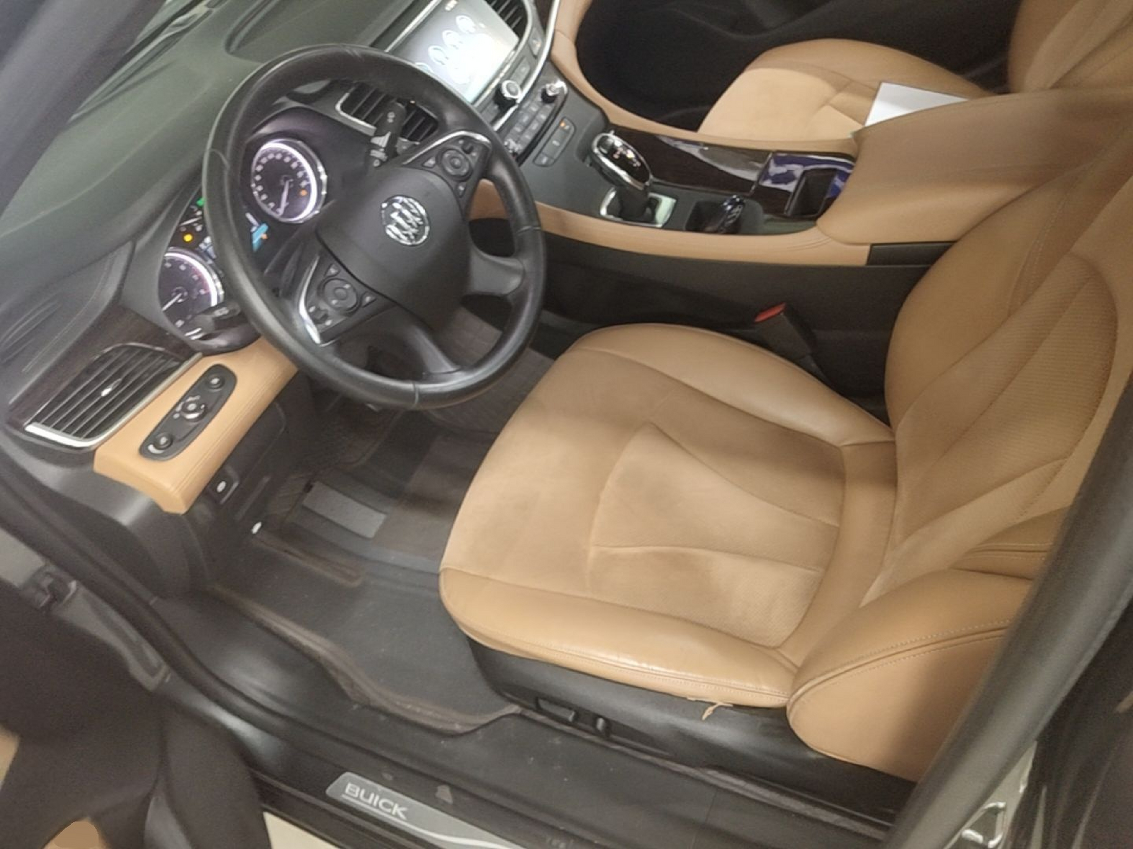 Vordere Reihe im Auto