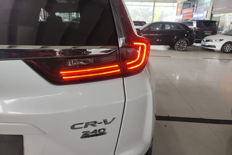 Used Honda CR-V 2021 240TURBO CVT 2WD Fashion Edition