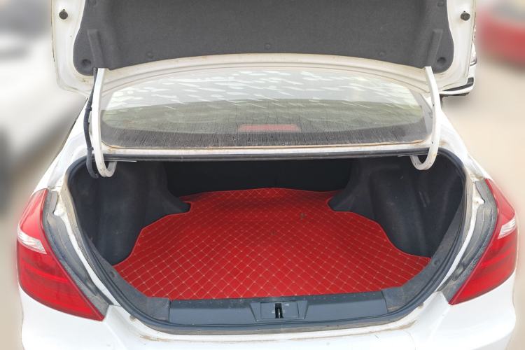 Used Geely Auto Emgrand 2017 Sedan Million Edition 1.5L Manual - Upward Version Trunk