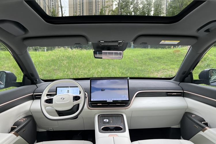 Used Dongfeng eπ eπ008 2024 210Max Range-Extended Version 6 Seats