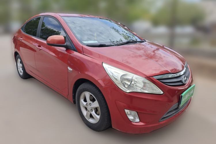 Used Hyundai Verna (older generation) 2010 Sedan 1.4L Automatic Fashionable GT Model Front Right 45 Deg