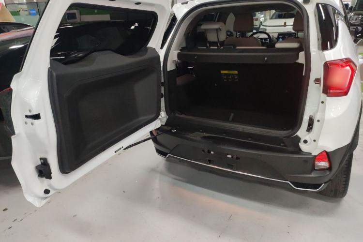 Used BYD Yuan Pro 2021 401 km Luxury Version Trunk