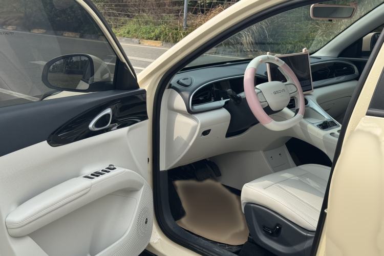 Used Geely Galaxy Geome 2025 UP 410km Exploration Edition