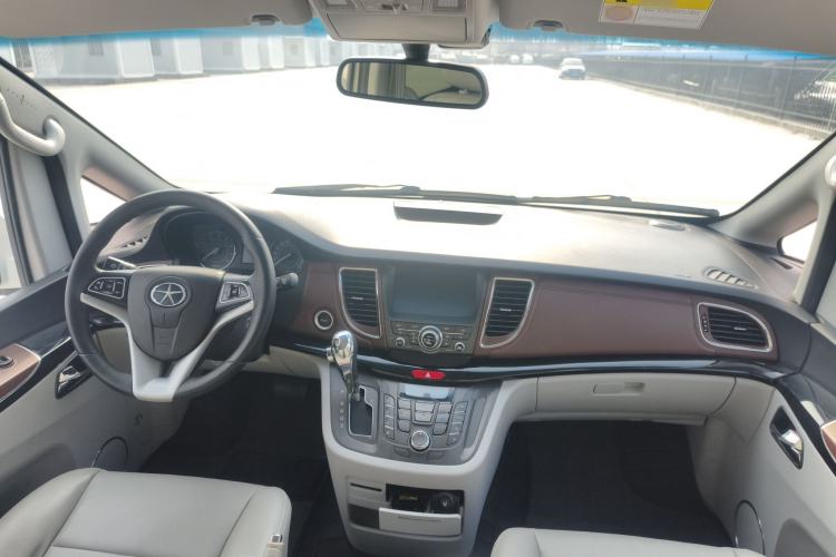 Used JAC Refine M5 2017 2.0T Gasoline Dual-Clutch Business Edition
